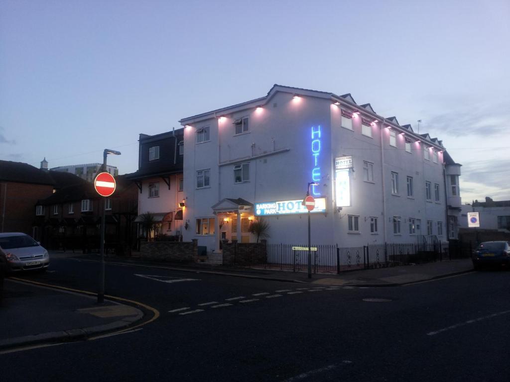 Barking Park Hotel Eksteriør billede